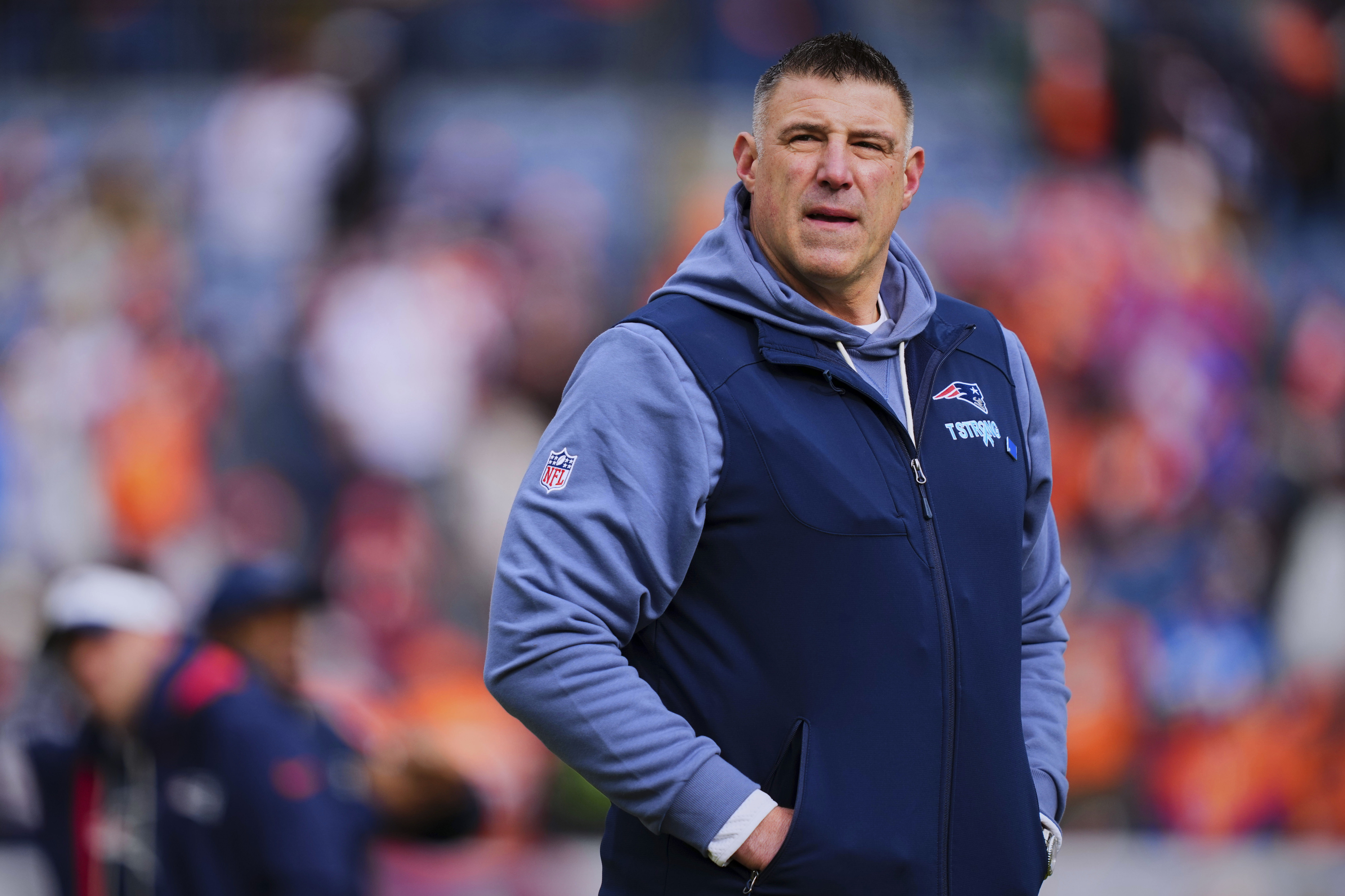 Patriots, Mike Vrabel Urged to Poach Key Starter from Chiefs