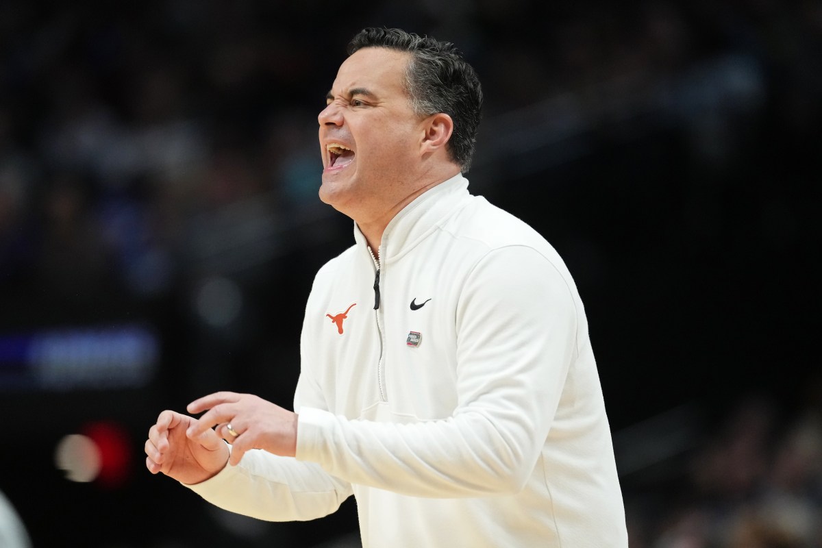 Texas’ Sean Miller makes humorous comment after win vs. Gonzaga