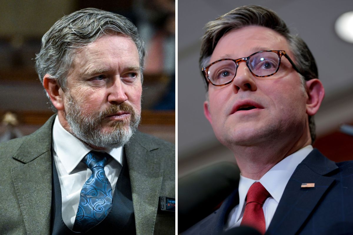 Thomas Massie responde a Mike Johnson dizendo “Não estamos em guerra”.