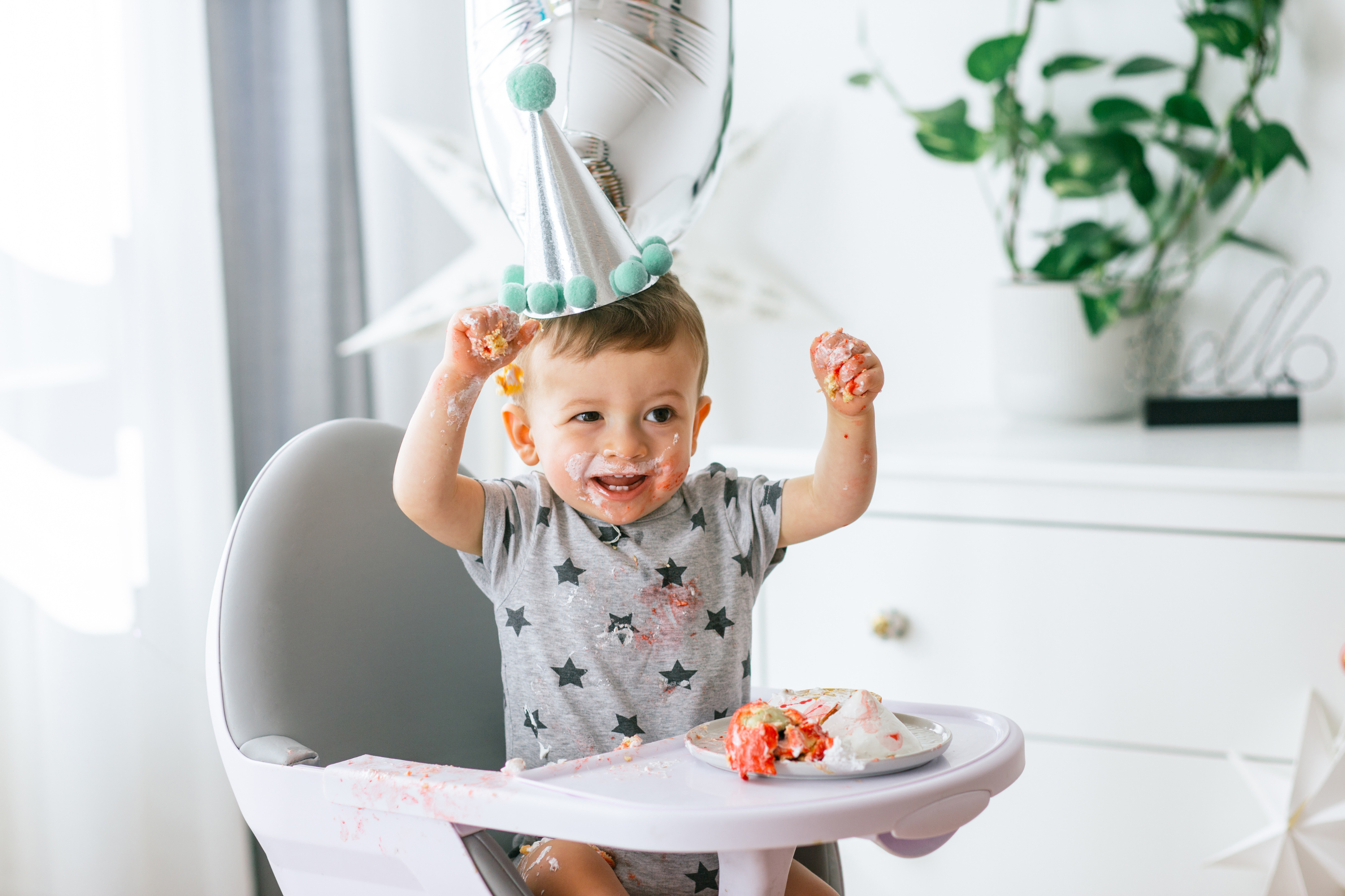 Mom Can’t Understand Question Over Toddler’s Second Birthday, Sparks Debate
