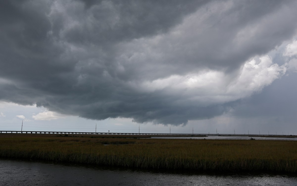 Alertas de tornado emitidos para cinco estados.