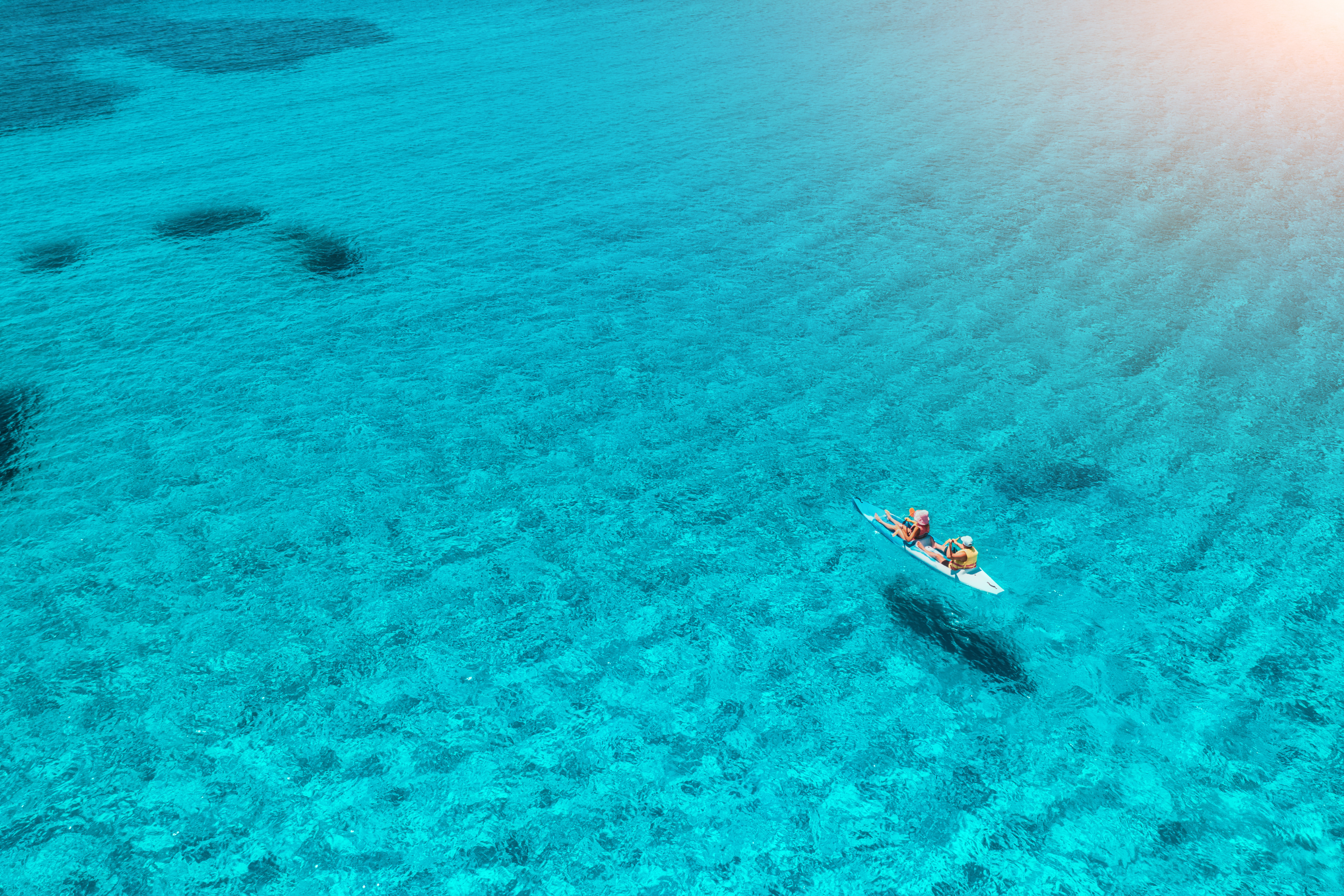 Women Go Kayaking in Australia, Horror Over What They See Lurking in Water