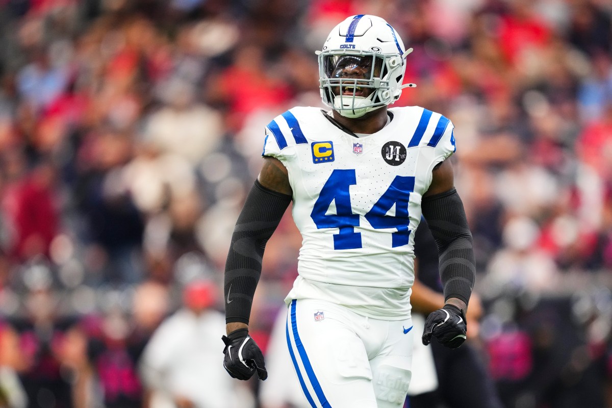 Colts discussing trading away star LB Zaire Franklin