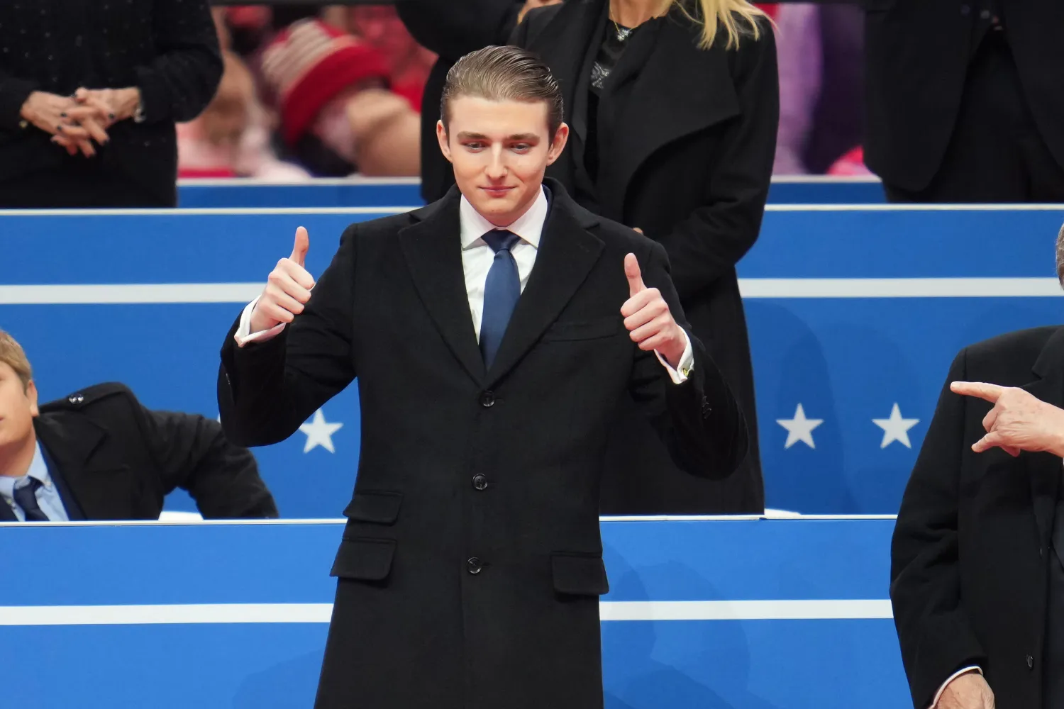 Post About Barron Trump's Height Goes Viral Amid Calls To Draft Him -  Newsweek