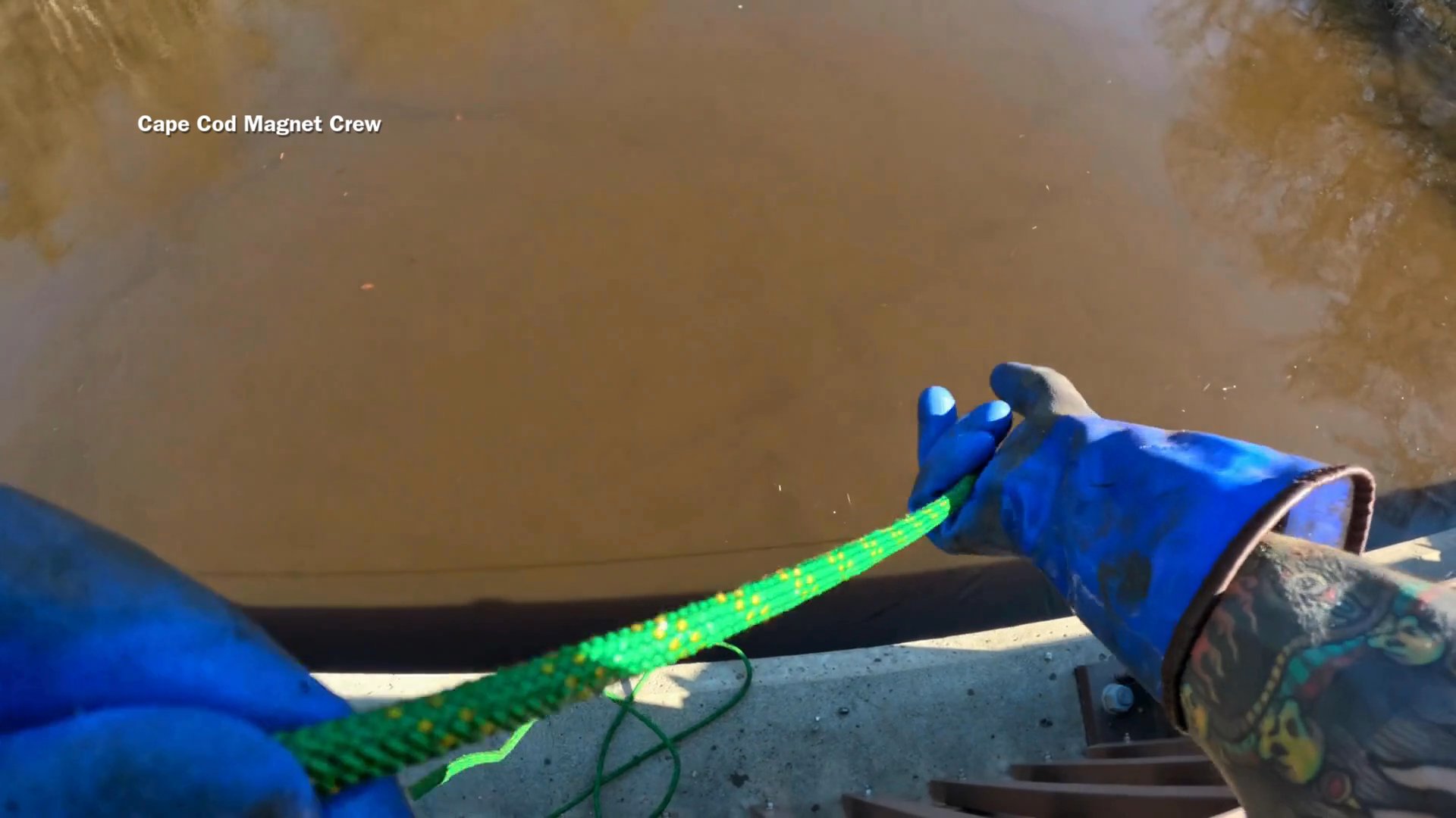 Man Goes Magnet FishingâWhat He Reels In Has Him Immediately Calling Police