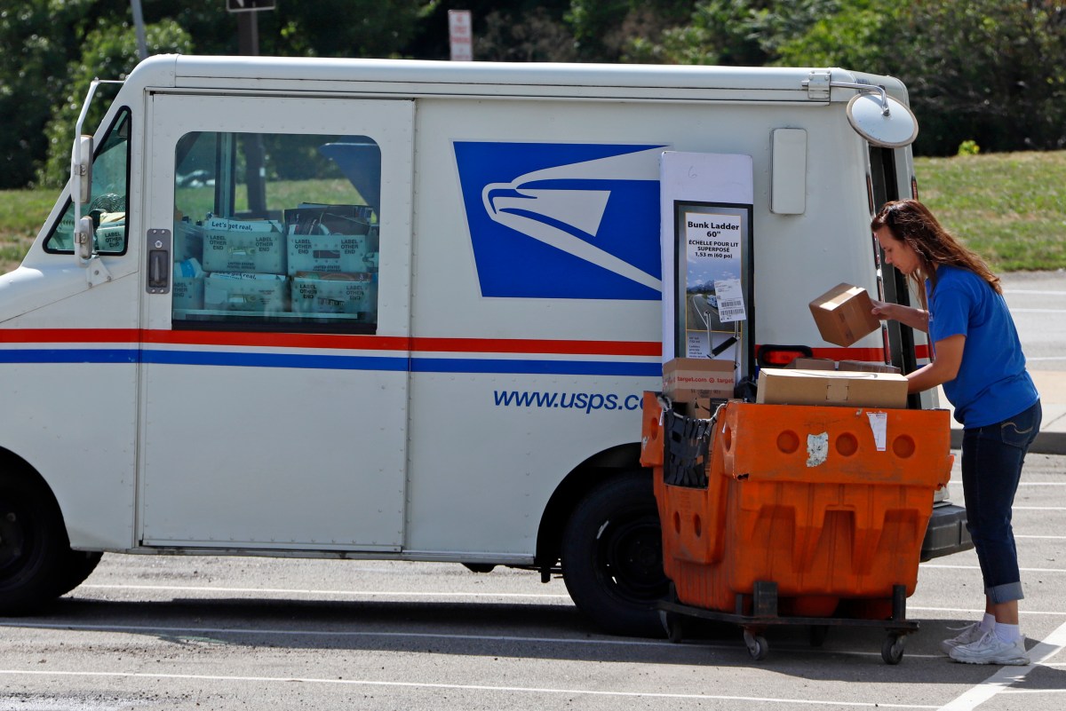 USPS Pauses Pension Contributions For Employees