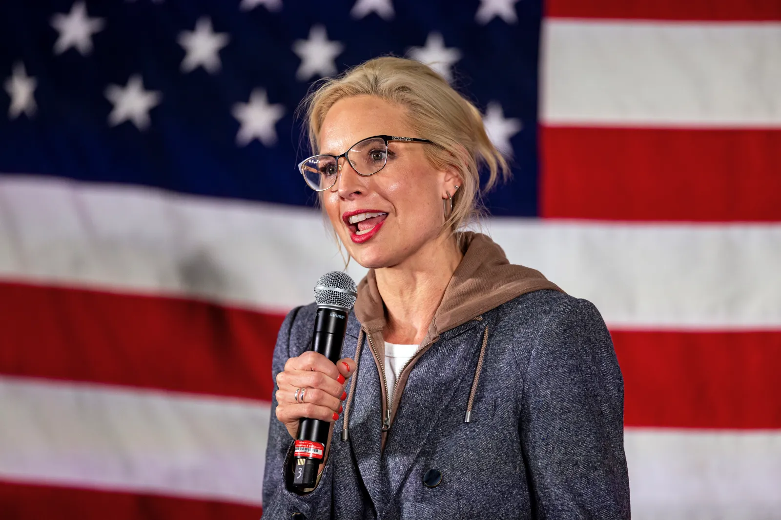 Democrats Edge Out Republican Ashley Hinson in Iowa Senate Race Poll ...
