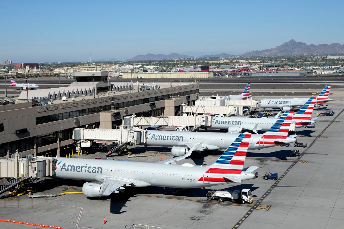Oven Fire Diverts American Airlines Flight, FAA Says Oven Fire Diverts American Airlines Flight, FAA Says