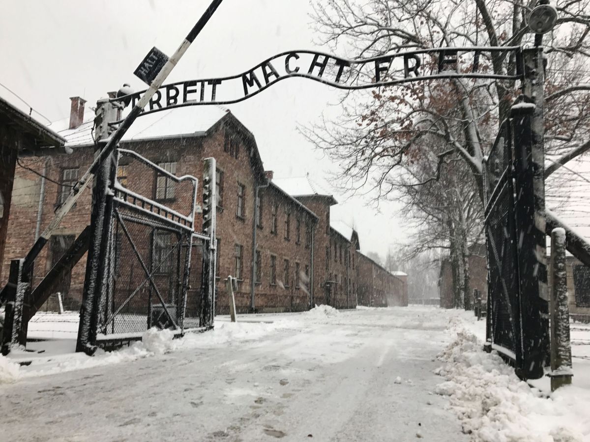 Americans Arrested For Breaking Into Auschwitz