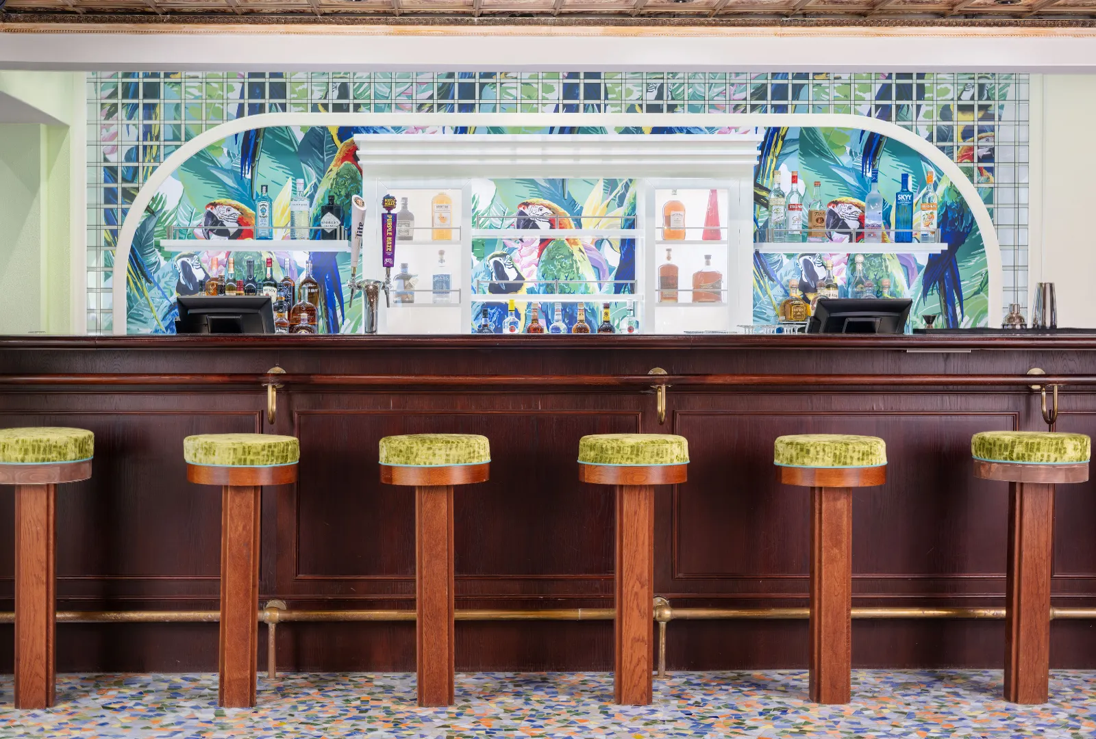 Bar on a Margaritaville at Sea ship