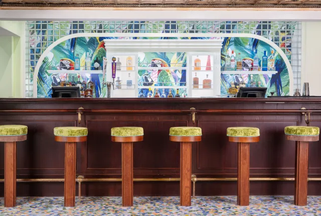 Bar on a Margaritaville at Sea ship