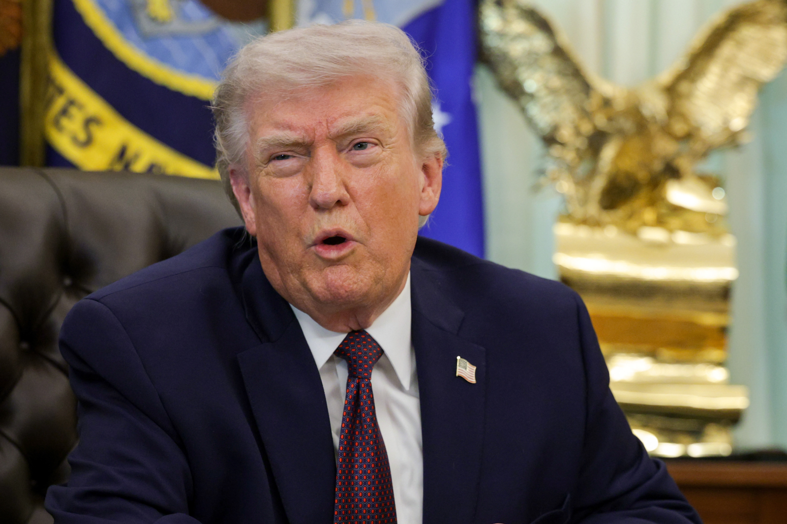 newsweek.com - Sam Stevenson - Donald Trump's economic approval rating hits new career low