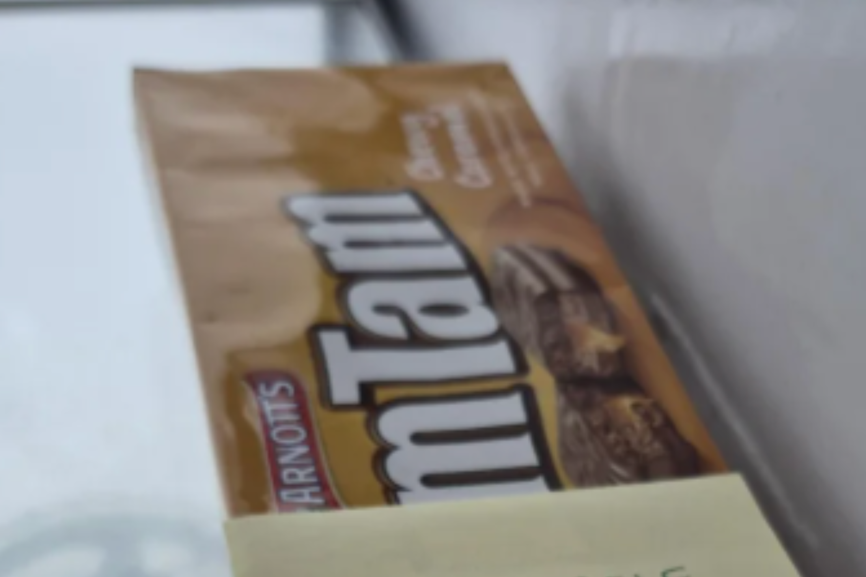 Worker Leaves Snack in Office Fridge—Not Prepared for Note They Return To