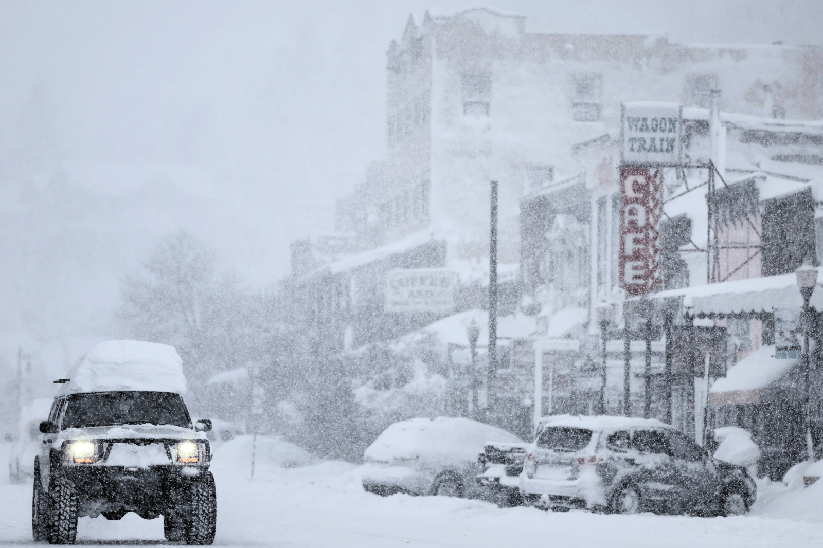 National Weather Service Issues Winter Storm Warnings for Western US Regions
