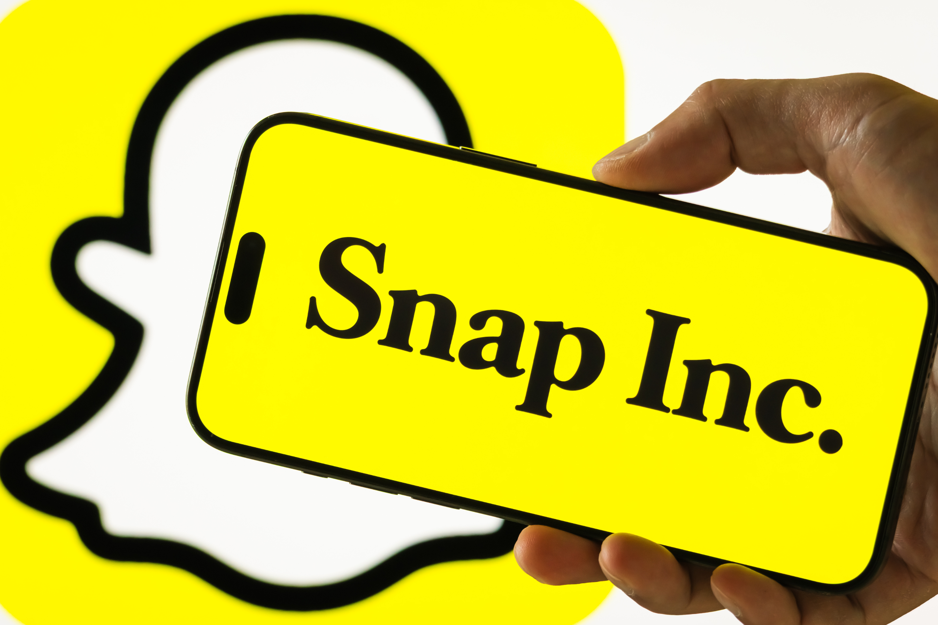 Snap Announces Mass Layoffs