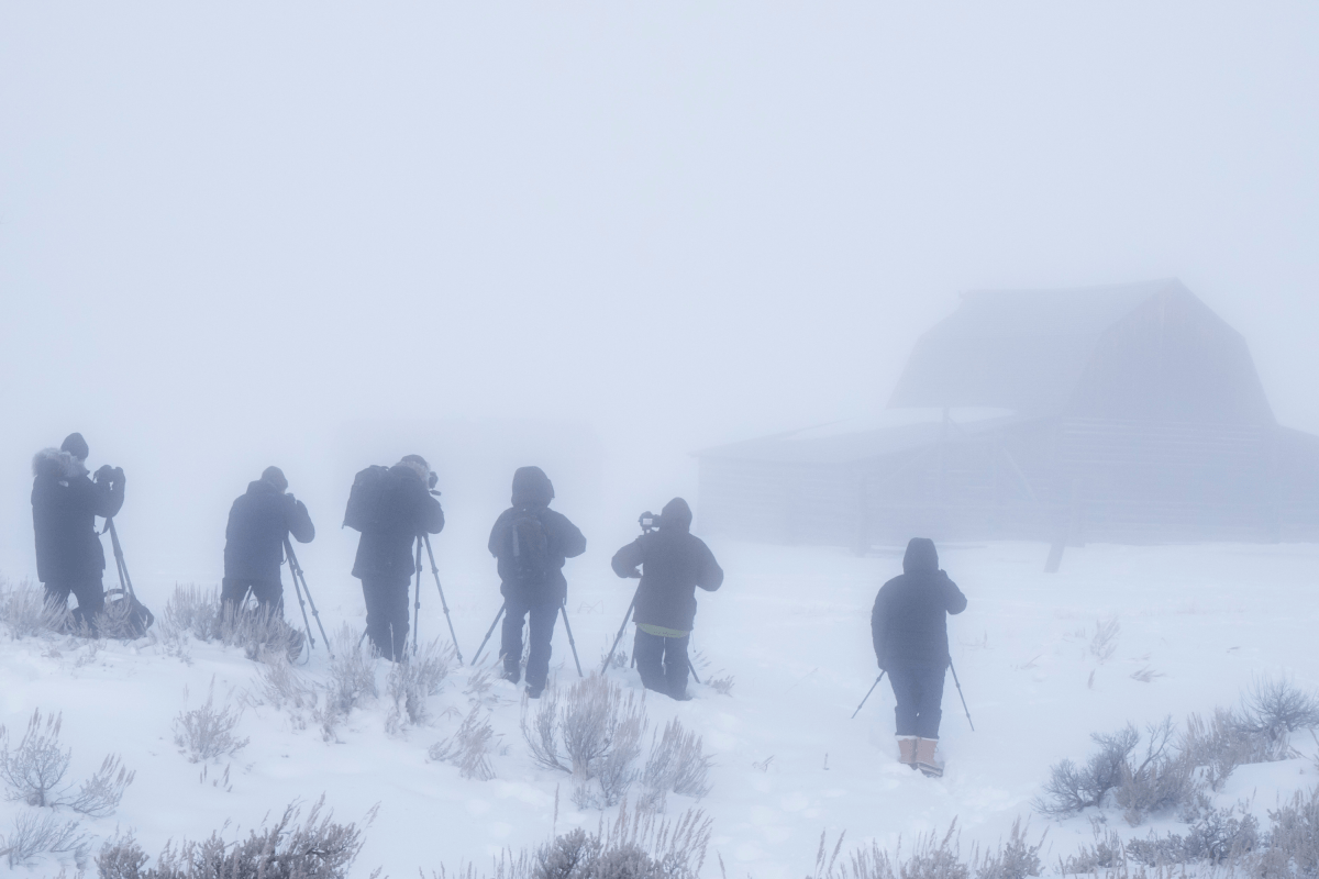 Heavy Snow Warning, up to 12 Inches To Hit&mdash;&lsquo;Dangerous Conditions&rsquo;