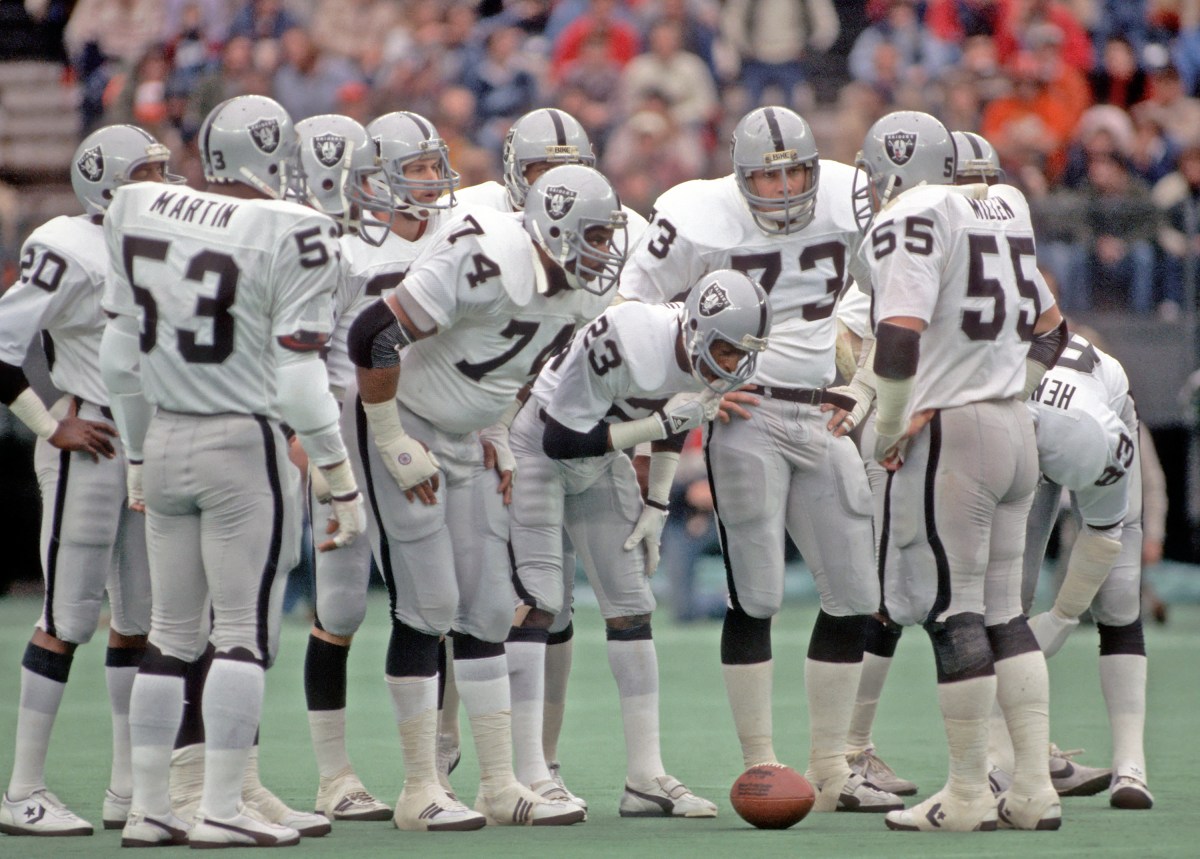 Raiders Super Bowl Champion Dies at 72