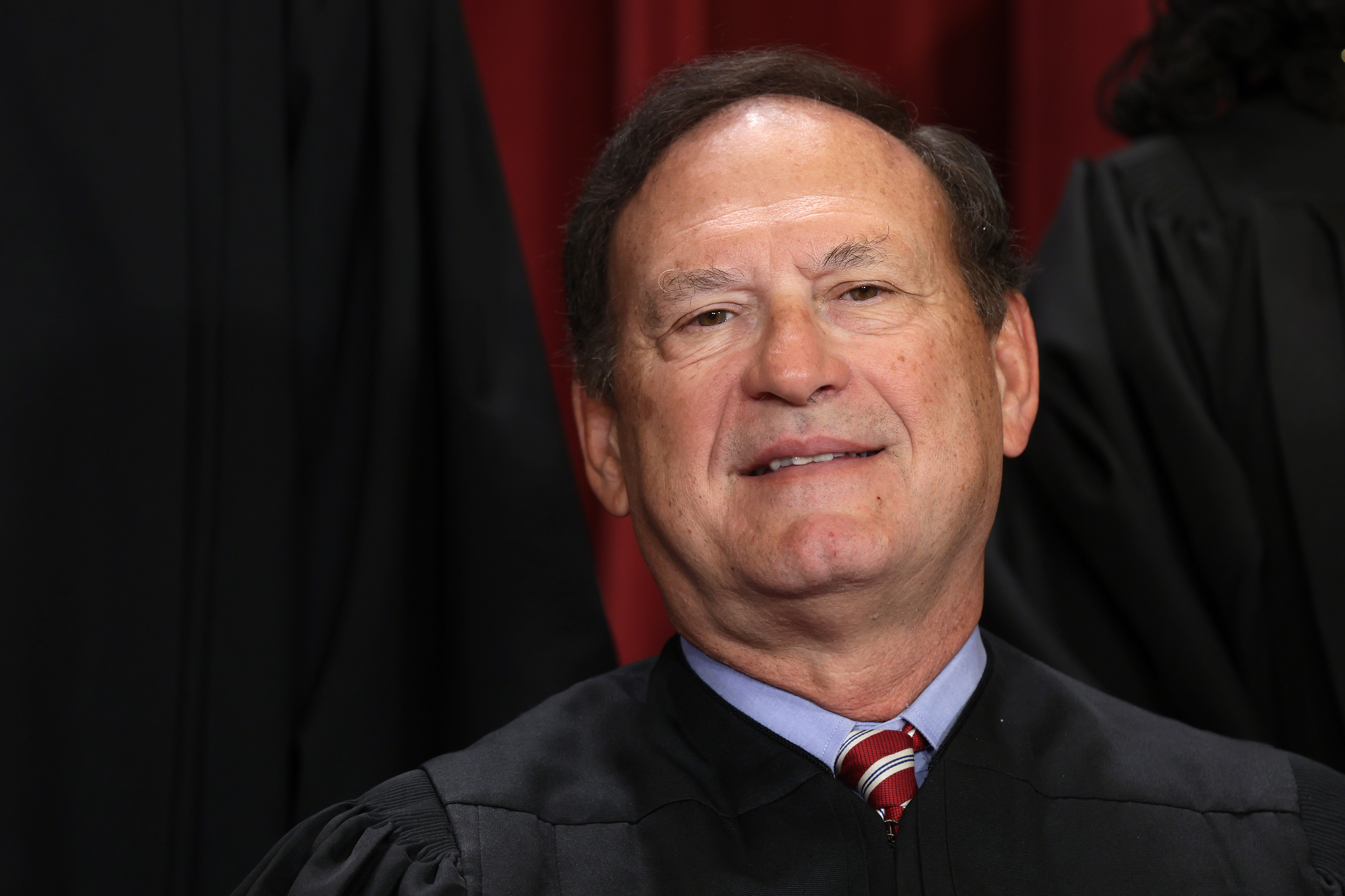 Republican Floats Samuel Alito Replacement Nominees for Supreme Court