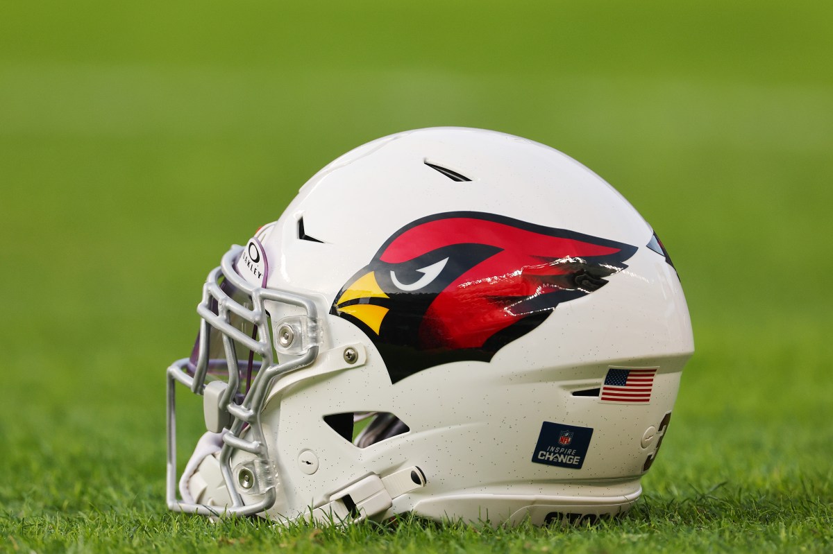 Cardinals Draft Shocker: Jeremiyah Love Surges as Top Contender for No. 3 Pick