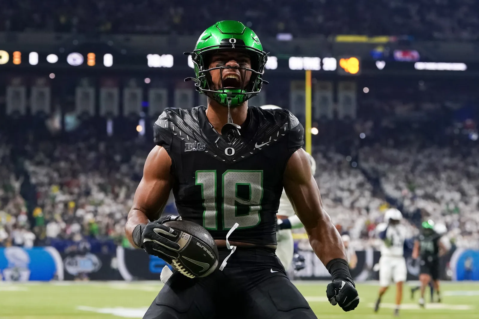 Oregon TE Kenyon Sadiq