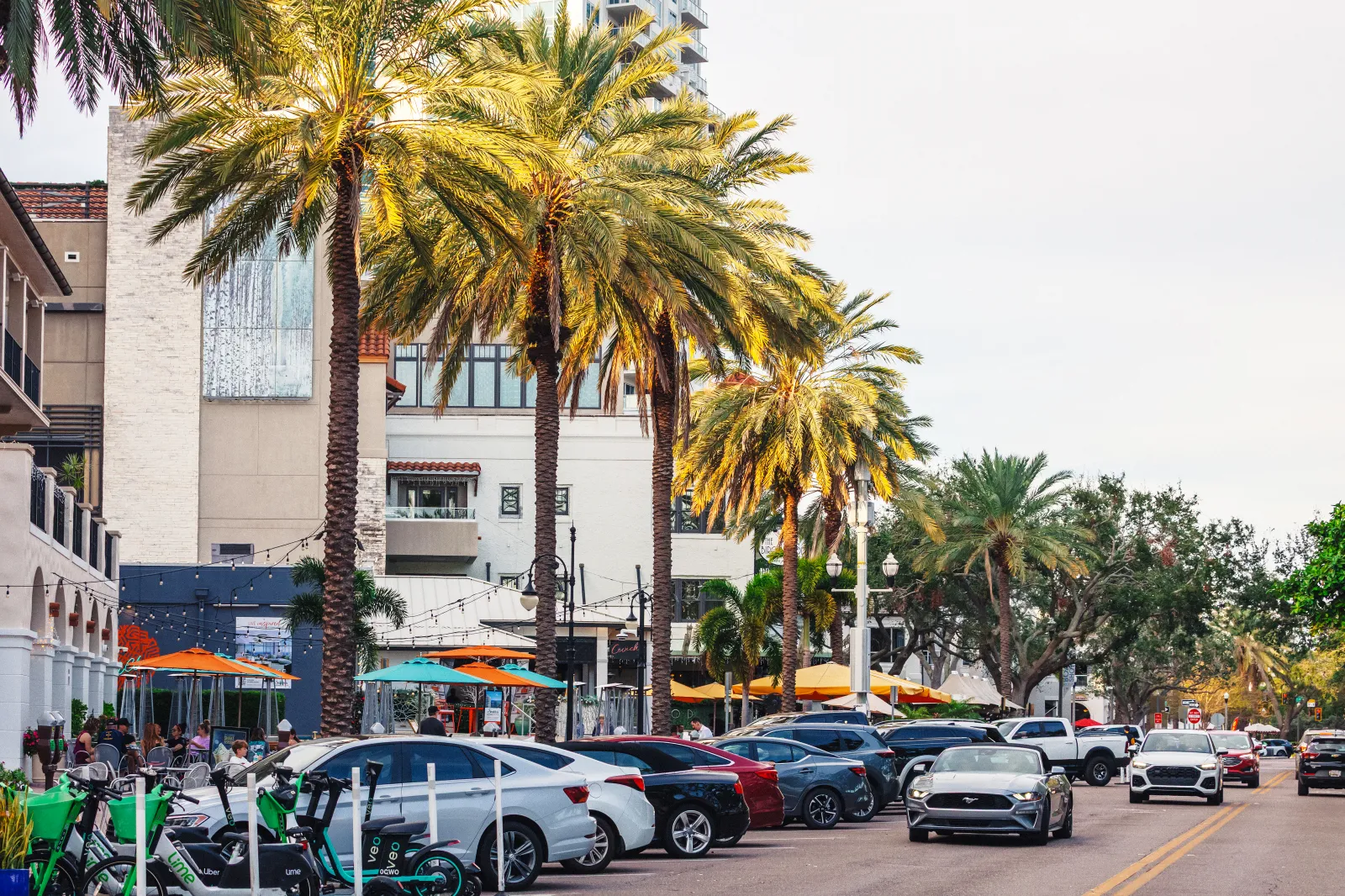 Thousands Urged To Stay Indoors in Florida