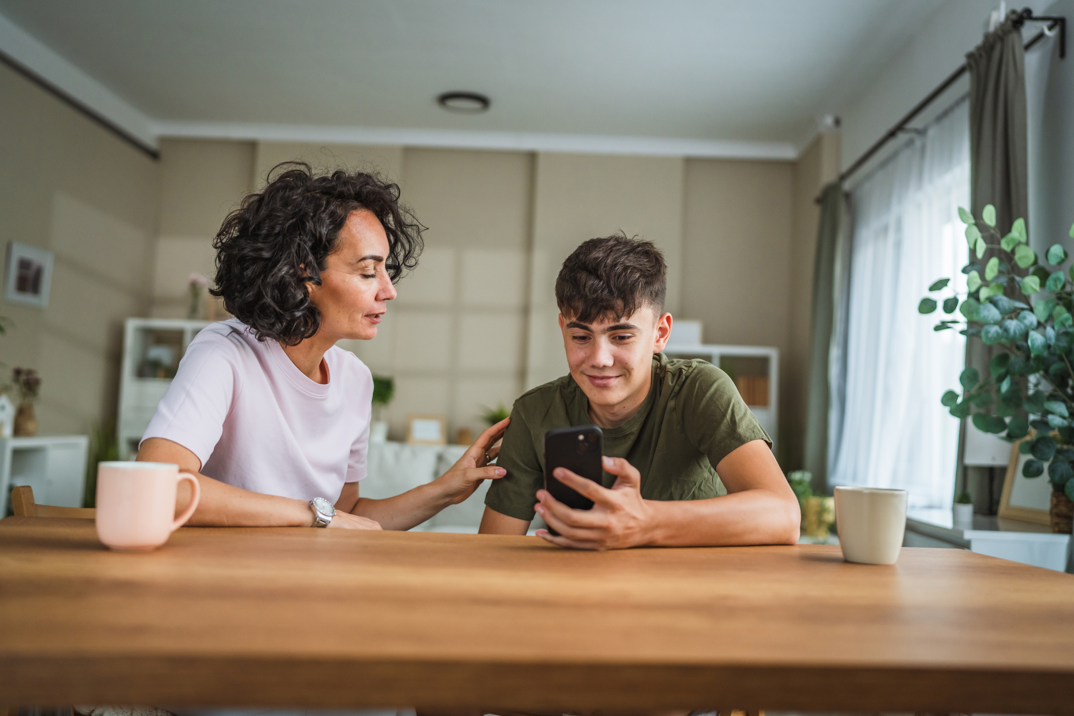 Son, 14, Gets New GF—Rule Mom Forced to Implement Stuns