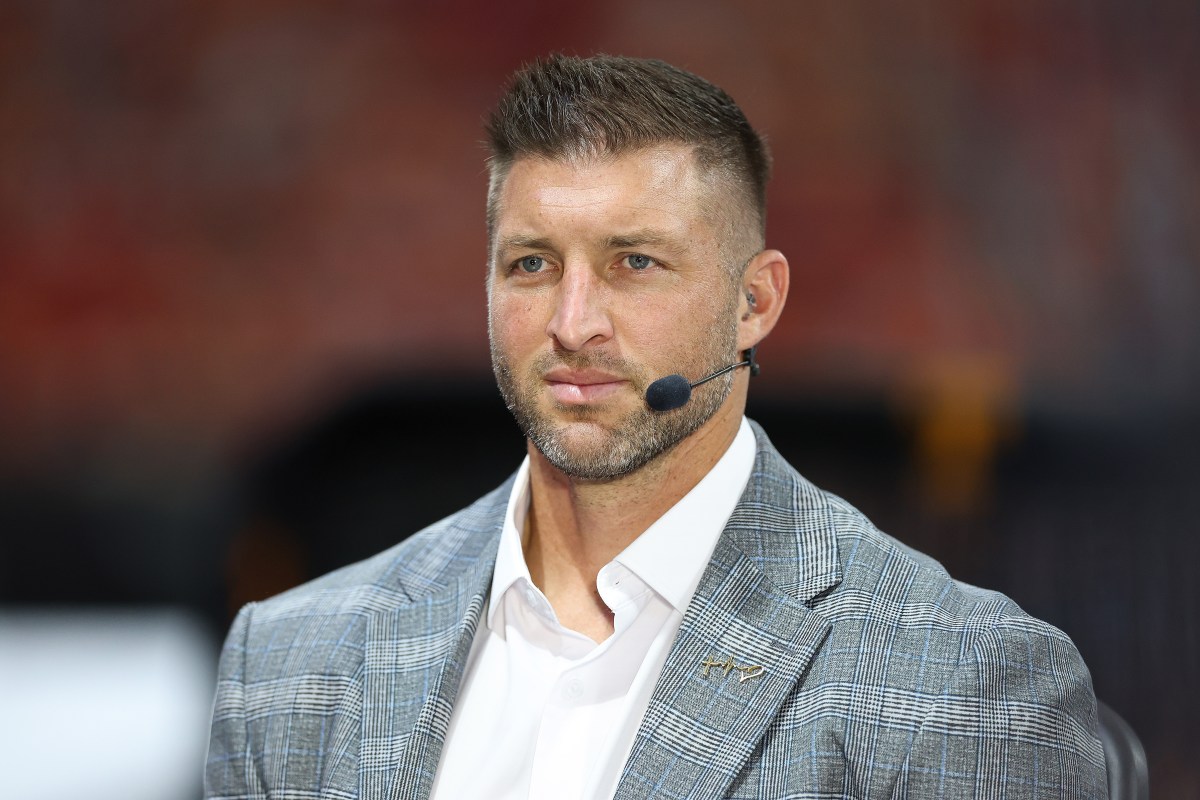 NFL Fans Sending Prayers to Former Broncos QB Tim Tebow