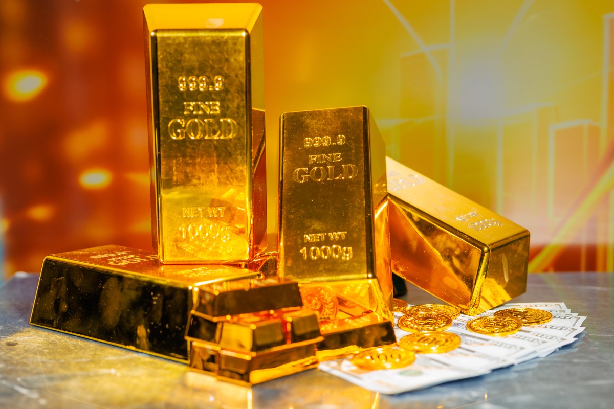 France Pulls All Gold Out of US Federal Reserve - Newsweek featured image