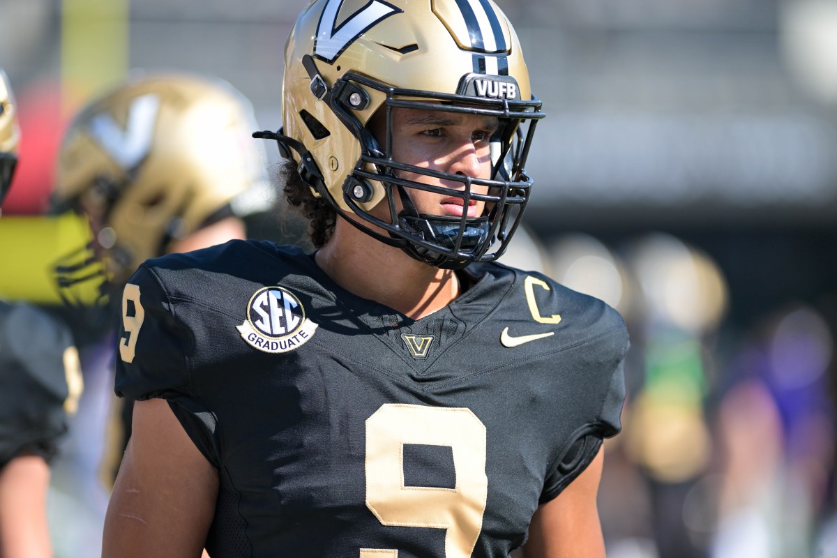 Eagles Could Play Second-Round TE Eli Stowers at WR