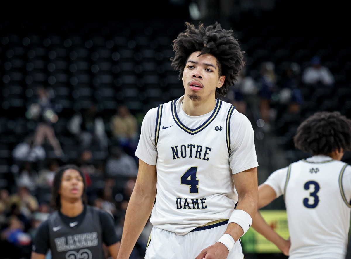 No. 1 Recruit Tyran Stokes Commits to Kansas, Spurns Kentucky and Mark Pope