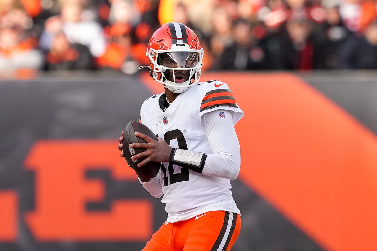 Browns Showing Interest in Potential Weapon for Shedeur Sanders: Report