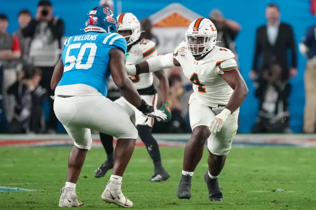 Miami Hurricanes edge-rusher Rueben Bain Jr.
