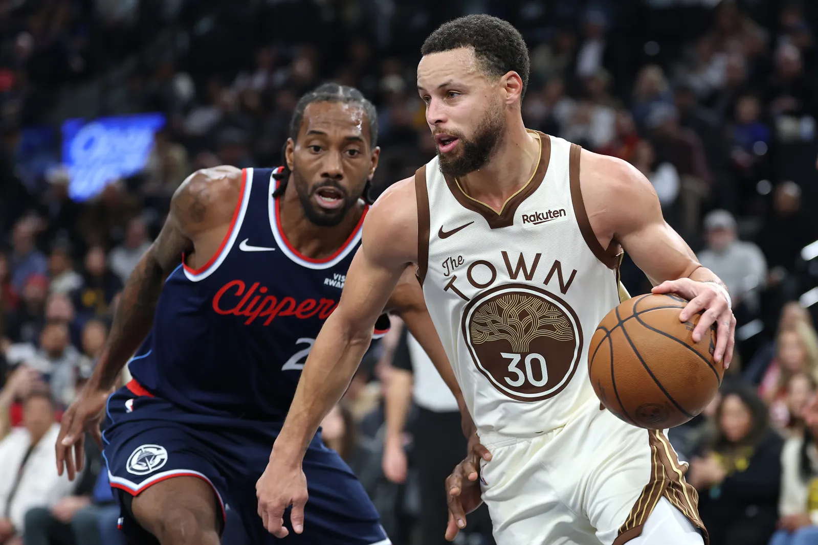 Warriors Target Kawhi Leonard to Extend Curry's Championship Window
