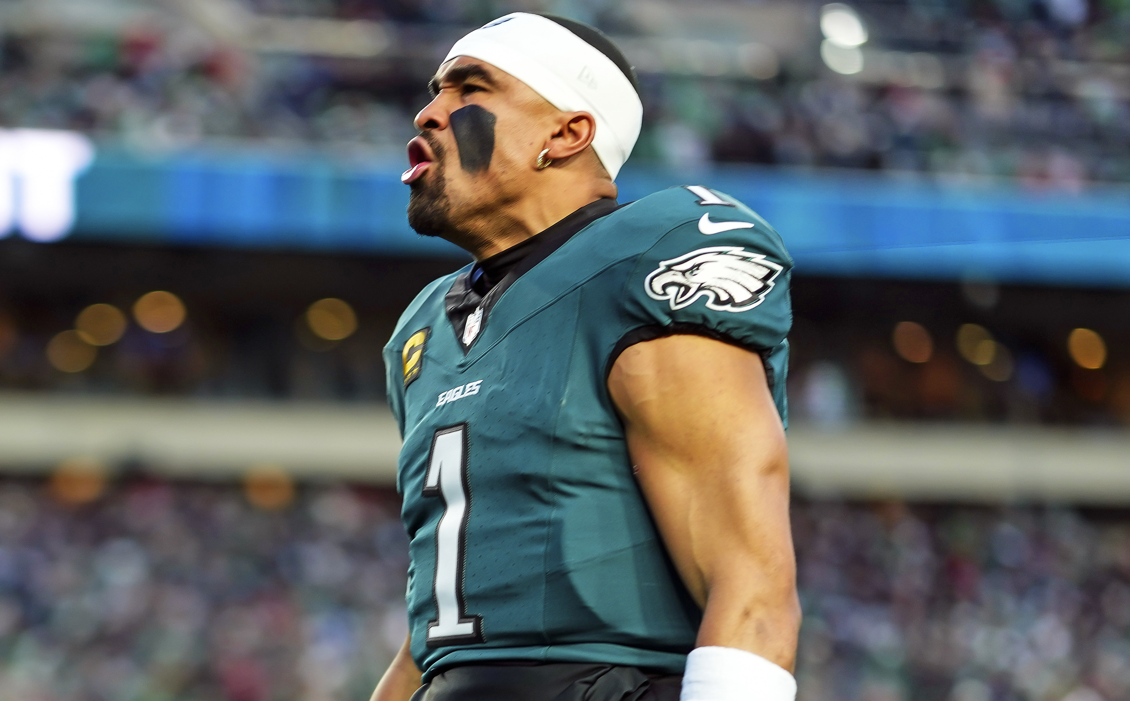 Eagles Make Jalen Hurts the Fall Guy for Team’s 2025 Drama