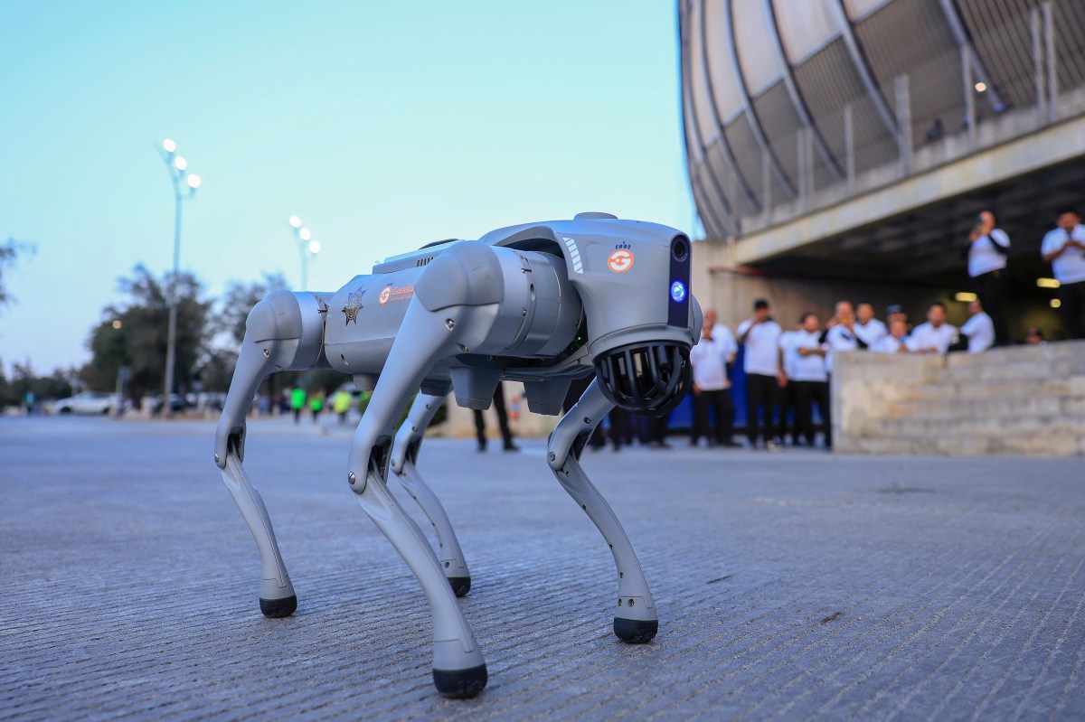 Robot police dogs powered by AI take over Atlanta's streets