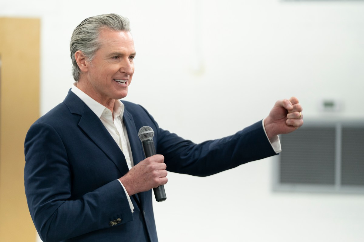 Poll Shows Newsom's Chances of Beating JD Vance in Potential 2028 Race