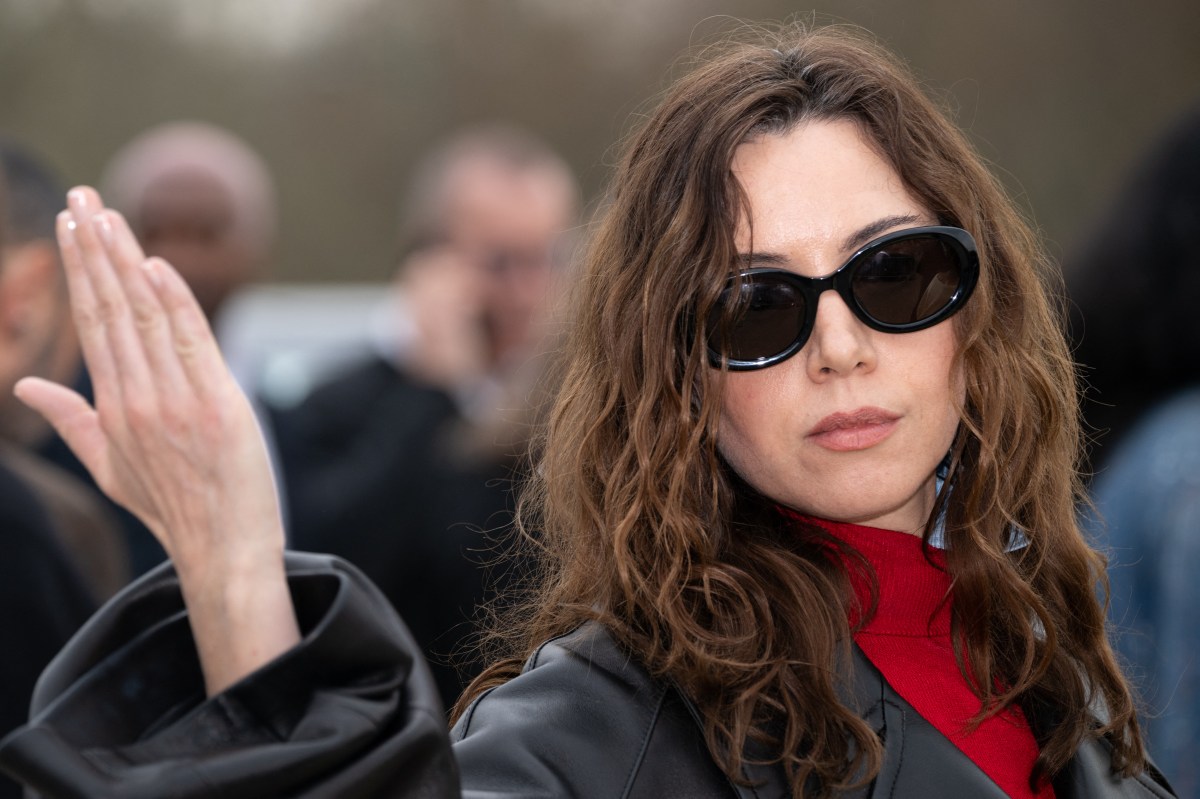 Aubrey Plaza Confirms Pregnancy in the Most Aubrey Plaza Way Ever