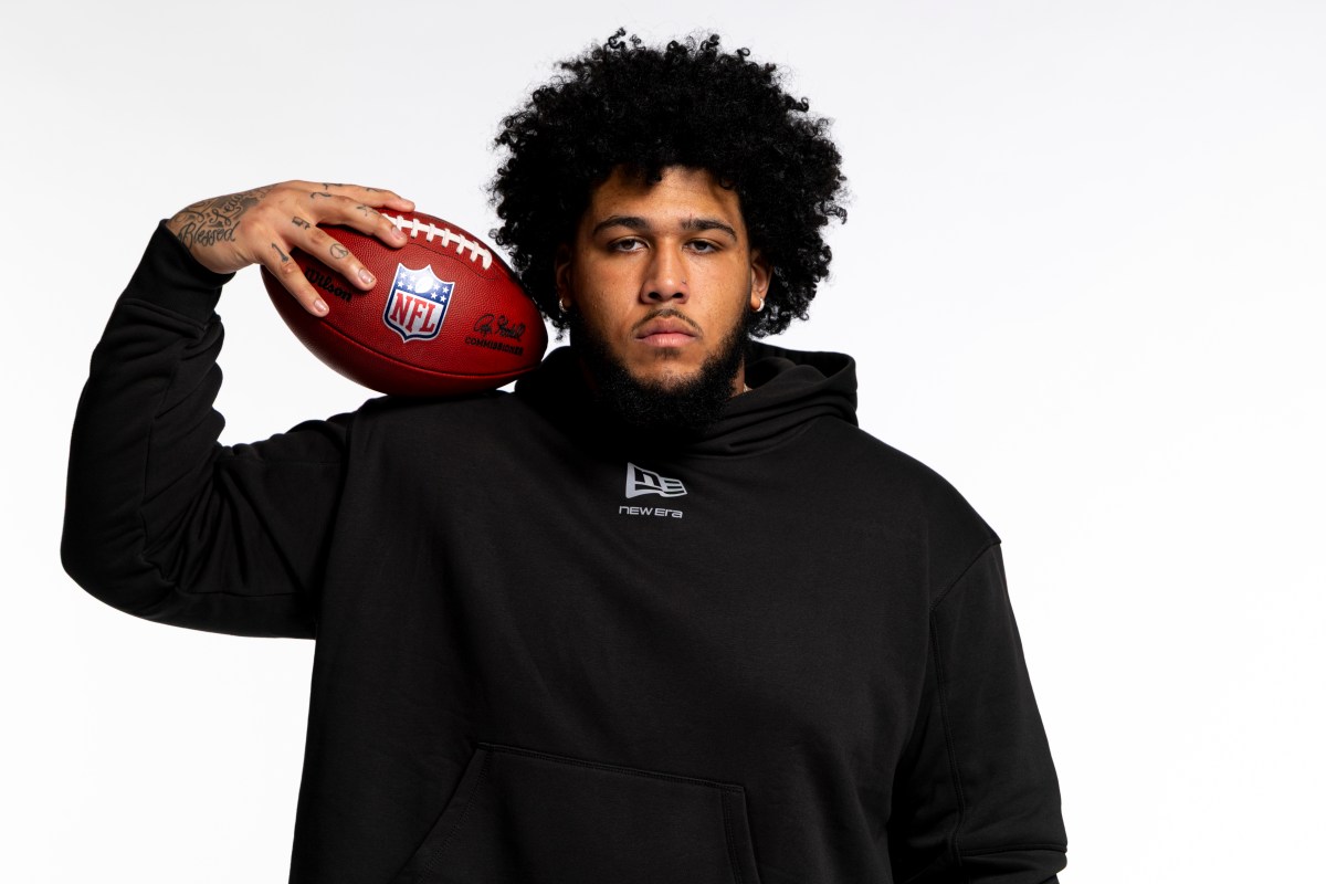 Alabama Favorite Kadyn Proctor Keeps Getting Mocked to 1 NFL Team