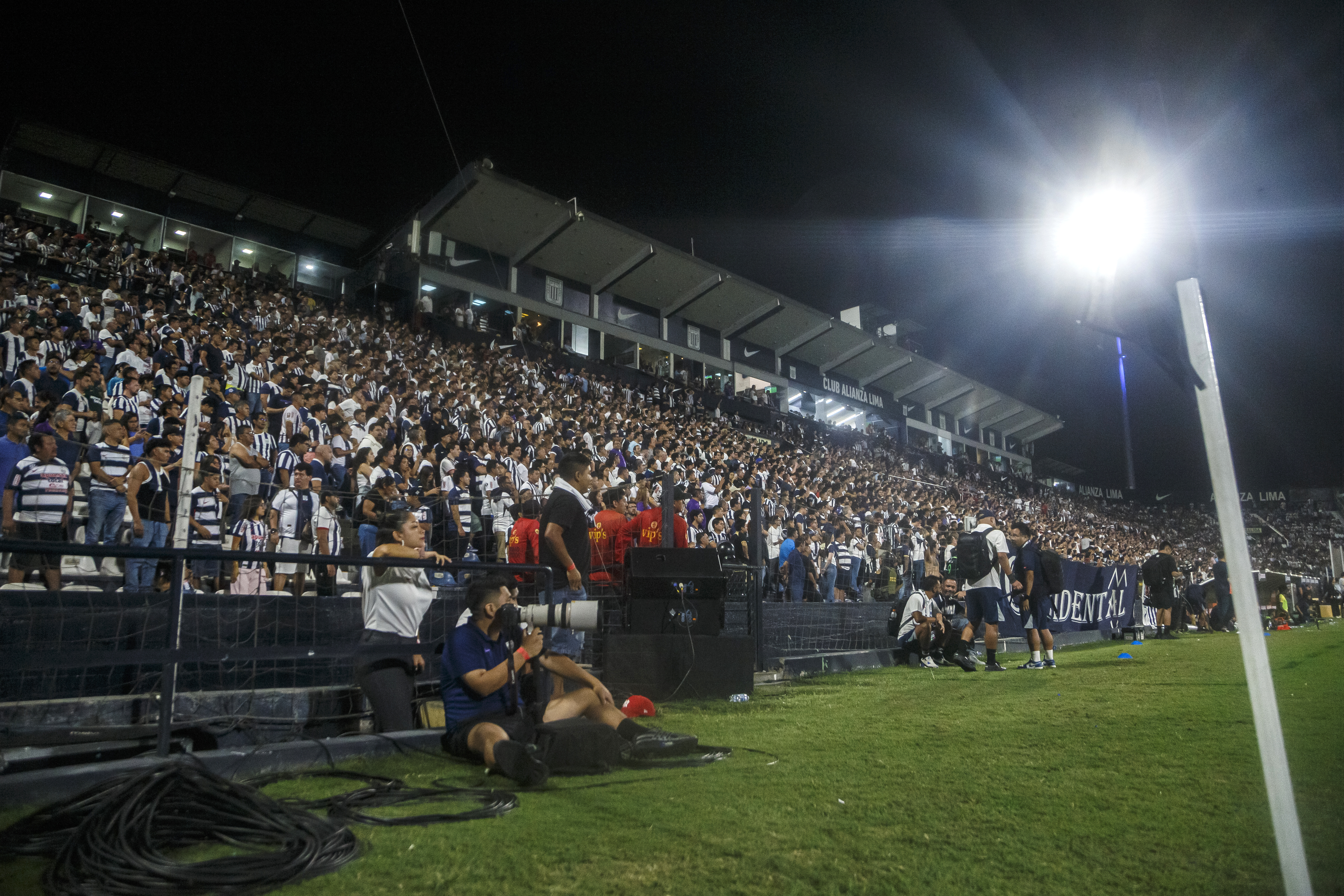 Peru Health Ministry Reports 60 People Injured at Soccer Fan Event