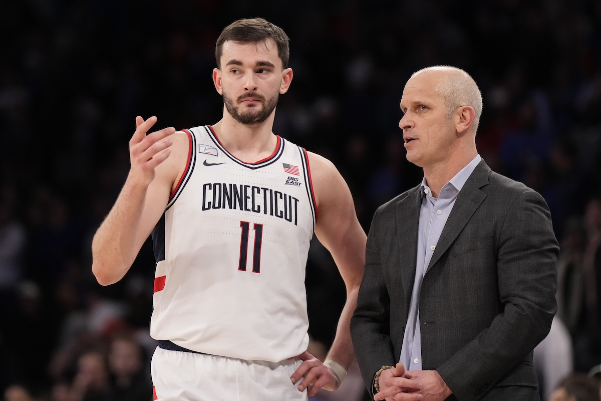 Dan Hurley Shares Eye-Opening Video of Alex Karaban After UConn Loss