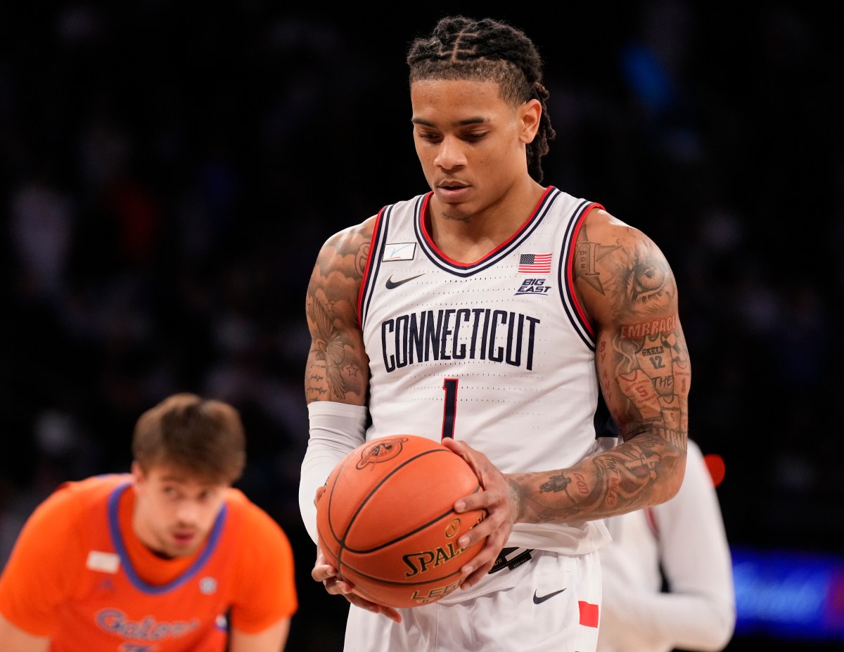UConn Gets Troubling Solo Ball Update Before Final Four Matchup With Illinois
