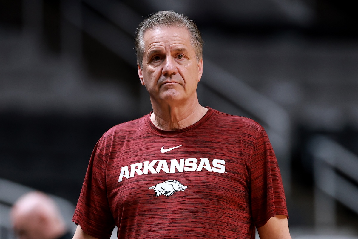 John Calipari&nbsp;Sends Message to Knicks&nbsp;After NBA Finals Berth