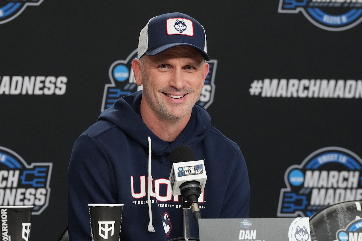 Dan Hurley, UConn Land Big East Rival Forward in Transfer Portal Move