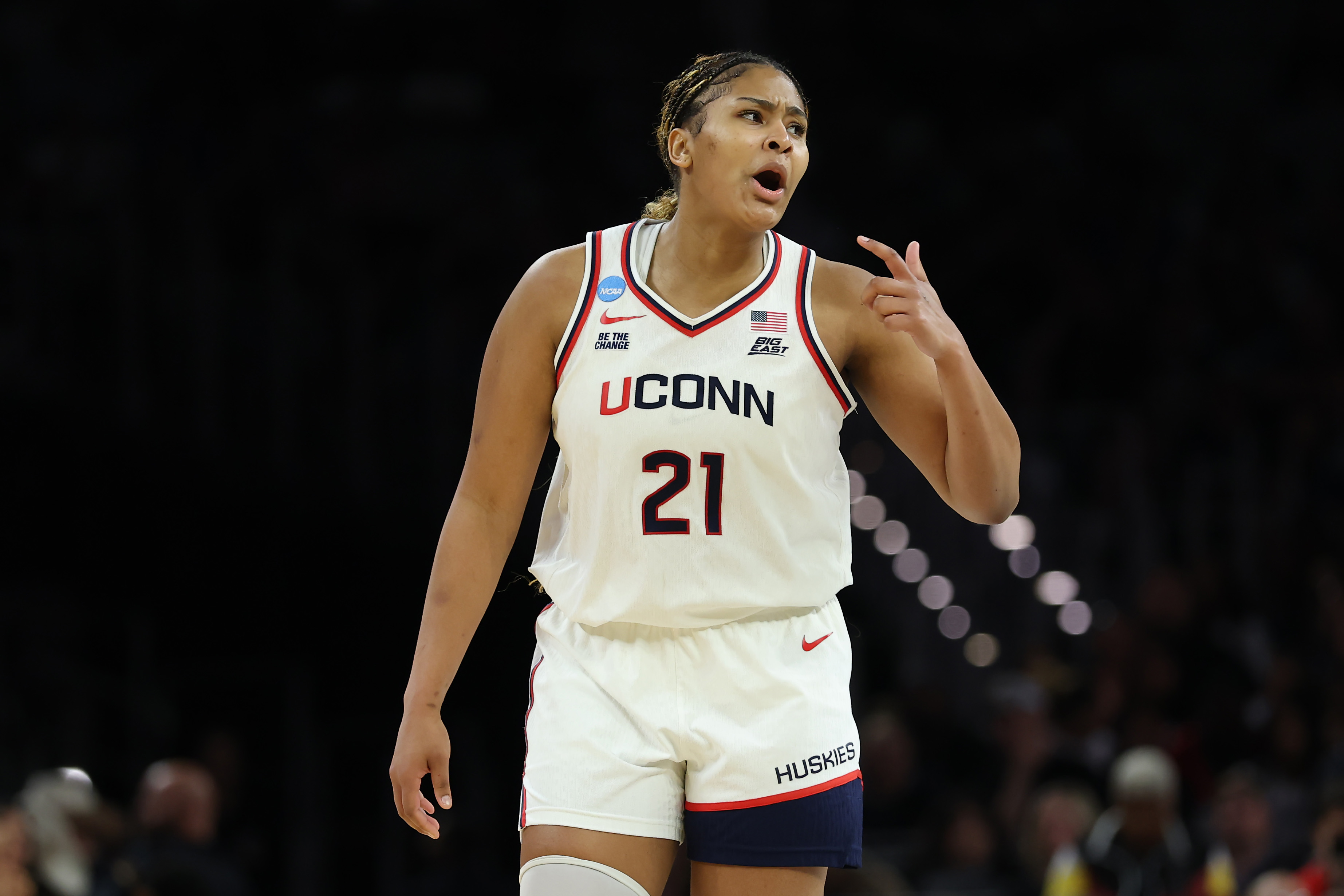 NCAA Women's Final Four Betting Odds, Best Bets: UConn, Texas Favored In Phoenix