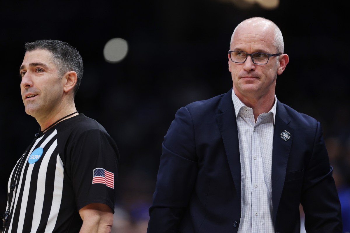 UConn's Dan Hurley sends viral message days before Final Four