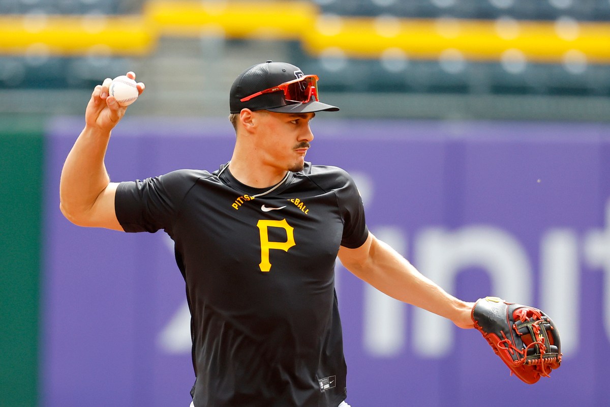 Pirates offer 19-year-old prospect record $140M deal before he even debuts