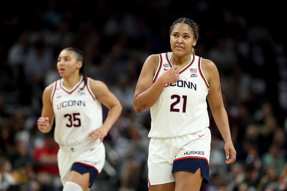 UConn&rsquo;s Sarah Strong Explains Ripped Jersey in Loss to South Carolina