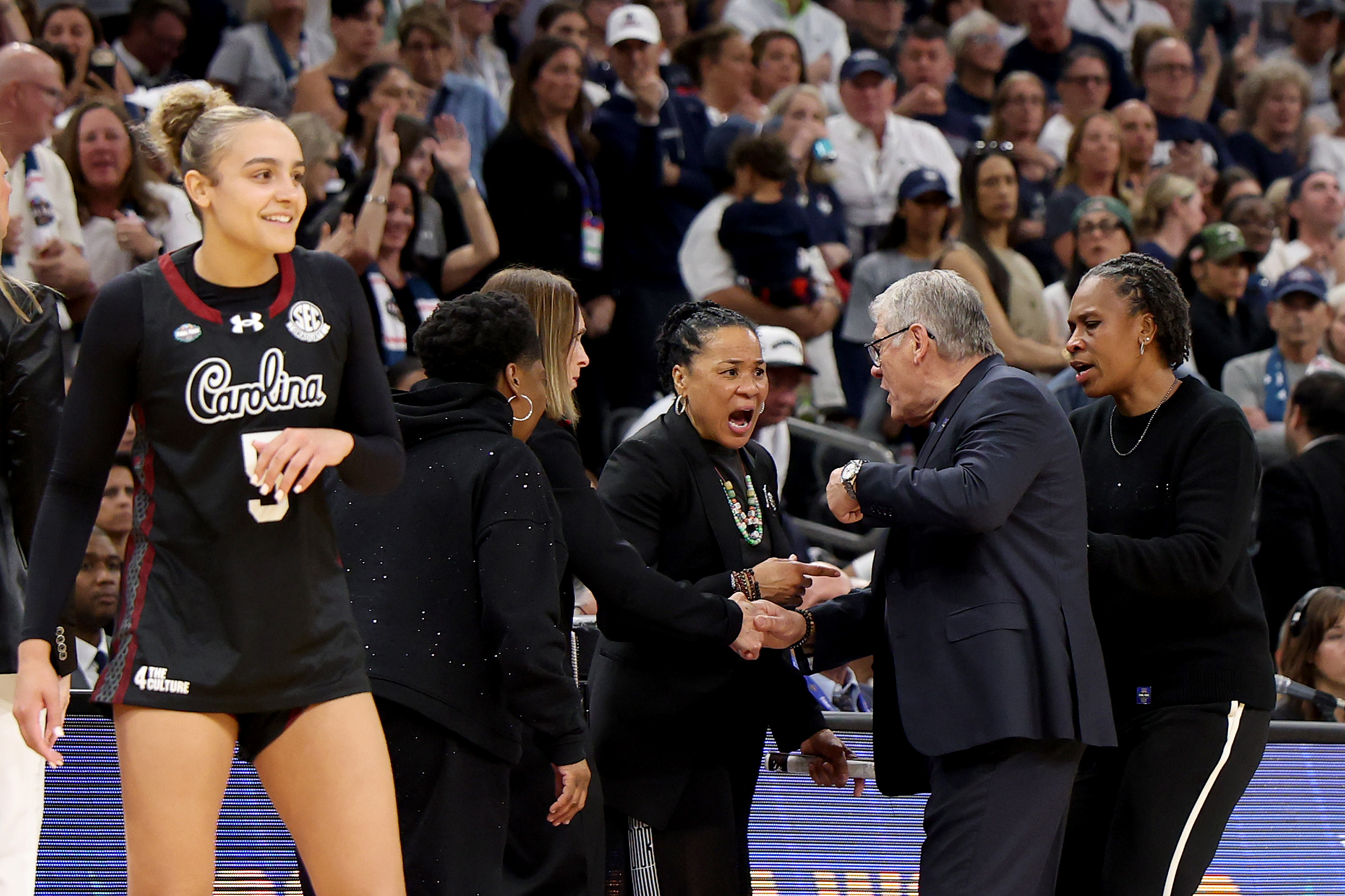 Dawn Staley, Geno Auriemma Physically Separated After South Carolina Beat UConn