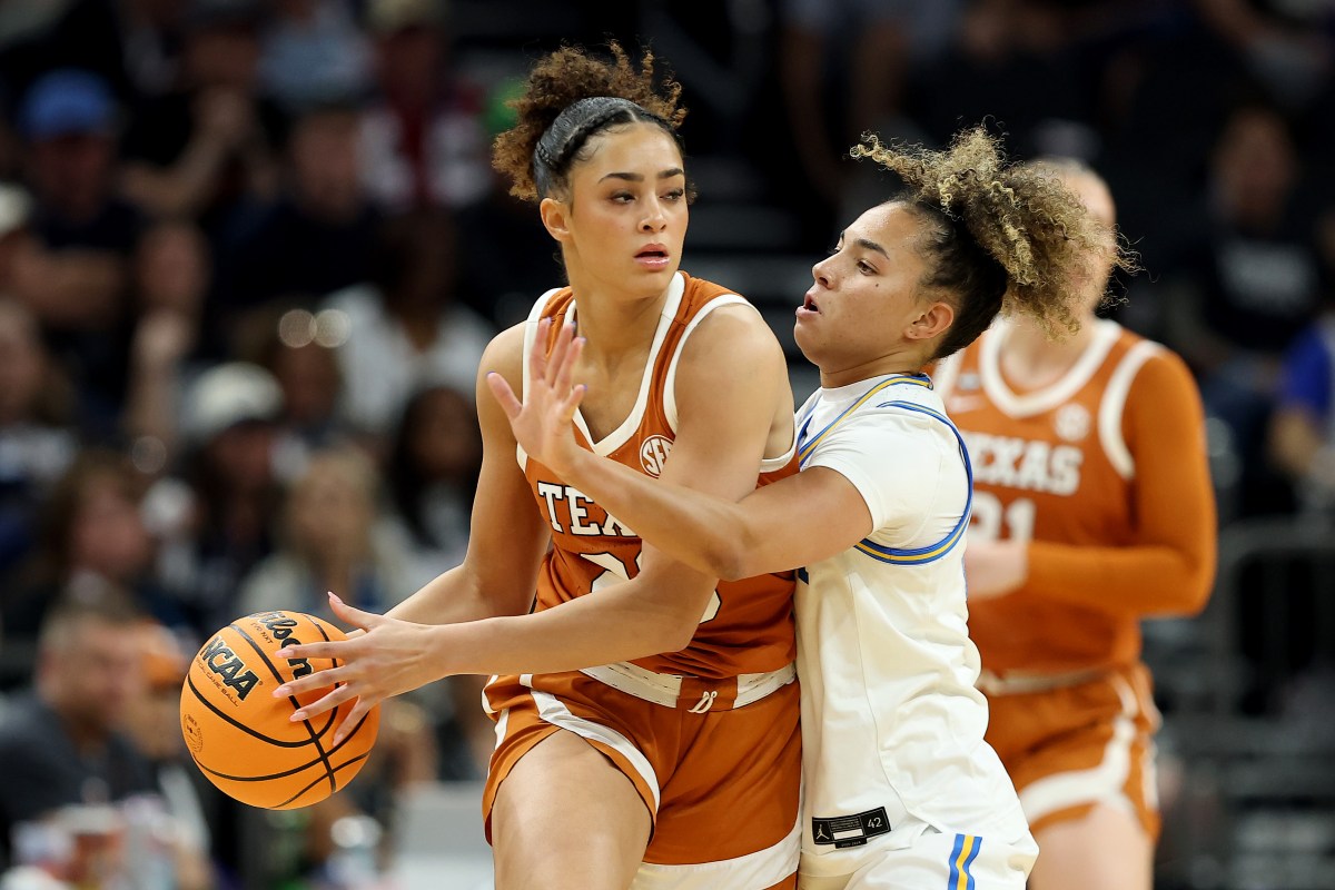 Texas hit hard as five-star Aaliyah Crump enters transfer portal