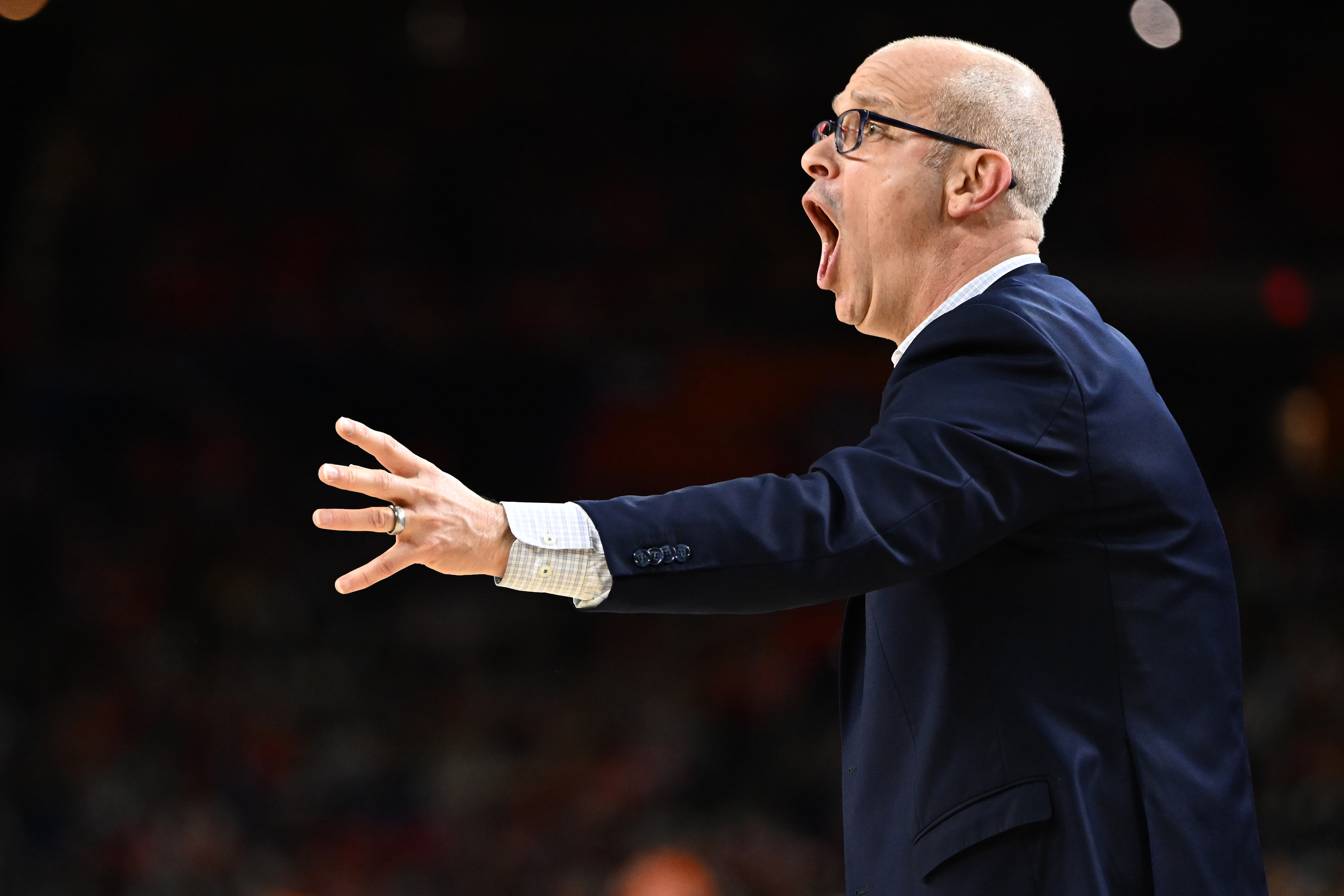 Michigan Hit With Dan Hurley Warning Before National Title vs. Uconn